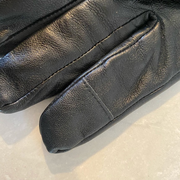 Never worn Michael Kors Gloves - Picture 3 of 4